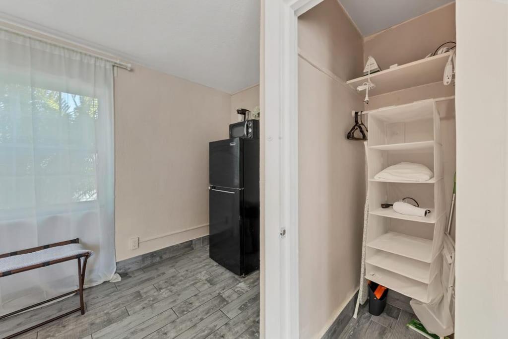 Located By The Beach 1 Bedroom With Parking And Pool Clearwater Extérieur photo
